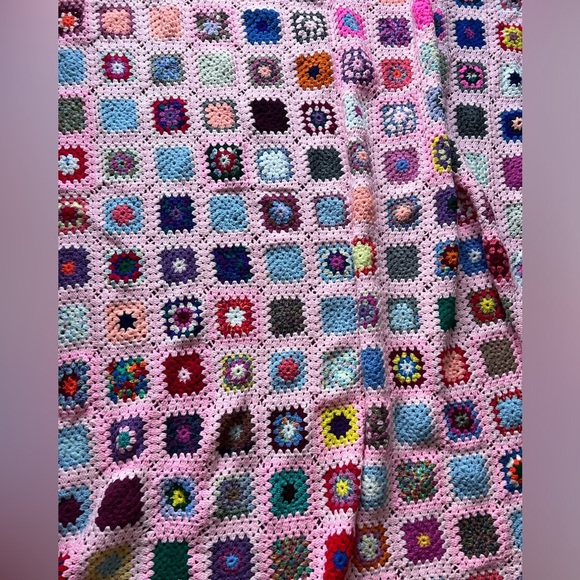 Large Granny Square Crochet Blanket Knit Quilt Handmade Boho 75 X 92 - Picture 4 of 14